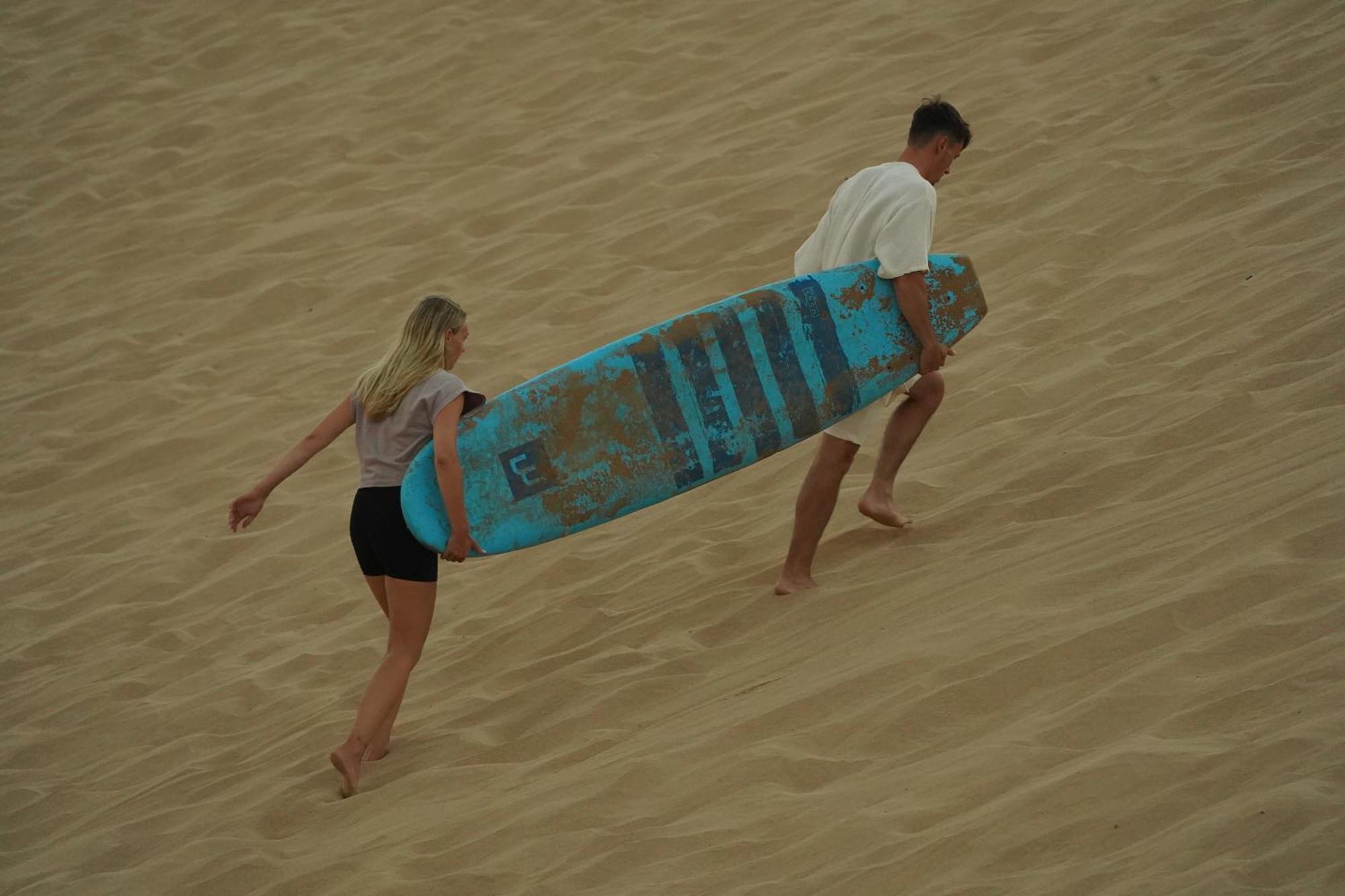 アガディール Waves Hunter Surf House Bed & Breakfast エクステリア 写真