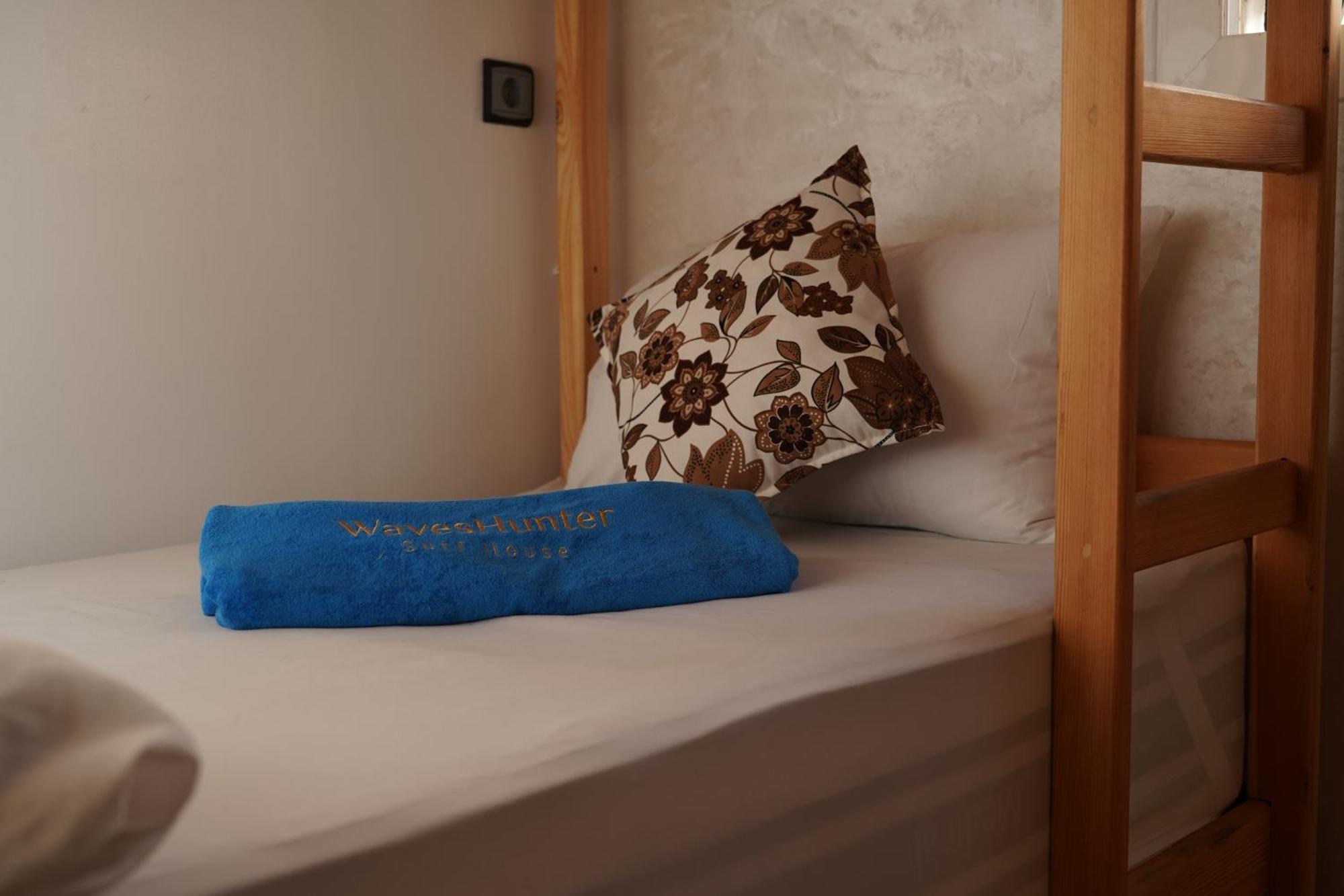 アガディール Waves Hunter Surf House Bed & Breakfast エクステリア 写真