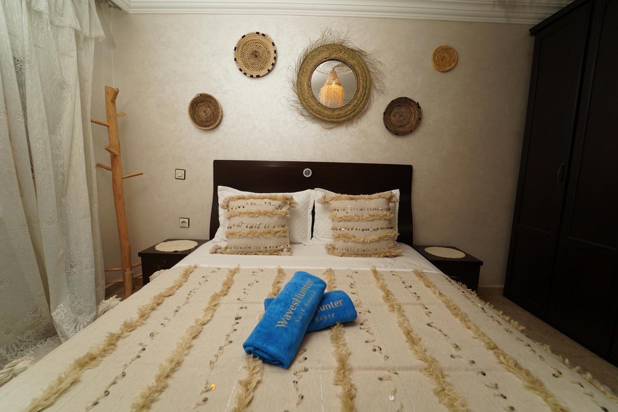 アガディール Waves Hunter Surf House Bed & Breakfast エクステリア 写真