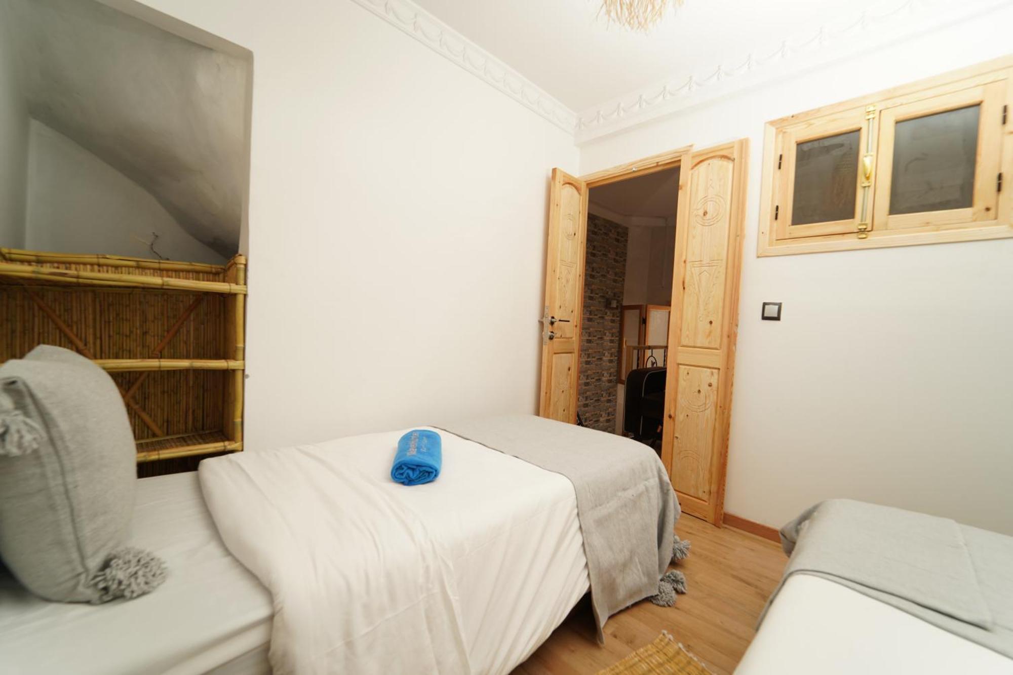 アガディール Waves Hunter Surf House Bed & Breakfast エクステリア 写真