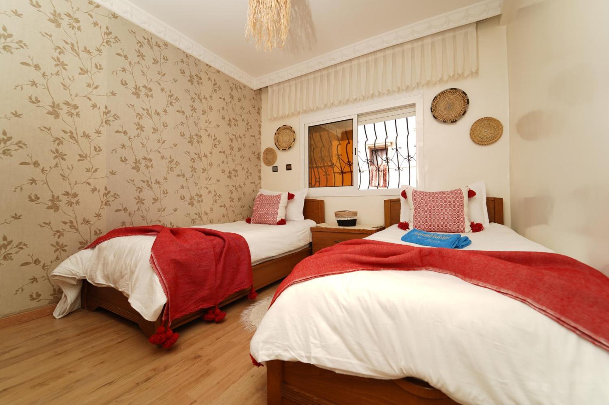 アガディール Waves Hunter Surf House Bed & Breakfast エクステリア 写真